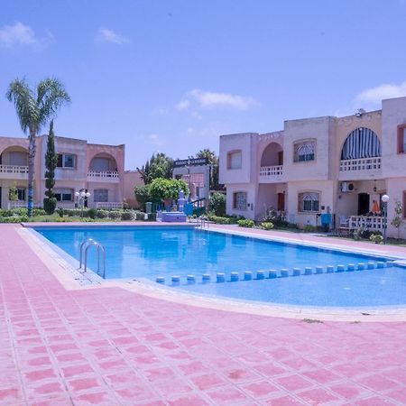 Duplex La Roseraie A 2Min De La Plage 2 Piscines Sidi Bouzid Ngoại thất bức ảnh