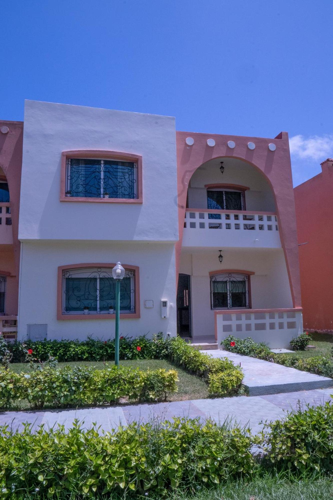 Duplex La Roseraie A 2Min De La Plage 2 Piscines Sidi Bouzid Ngoại thất bức ảnh